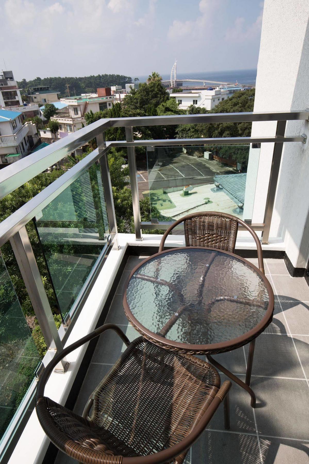 Maison de ciel harbor39 hotel Seogwipo Exterior foto